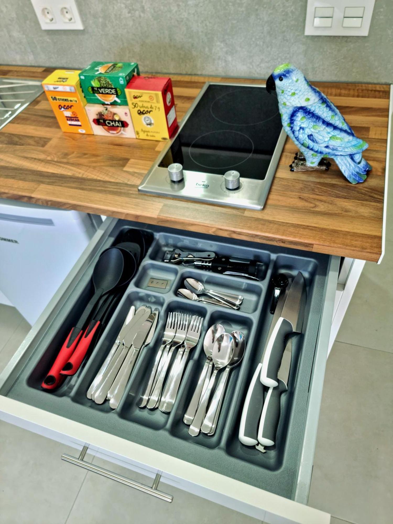 Apartamentos Zanca City Center Free Luggage Storage Малага Экстерьер фото